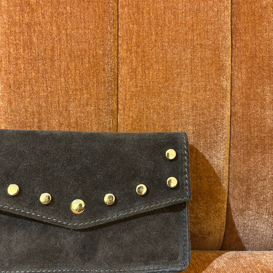 Donkerbruin suede leren tasje