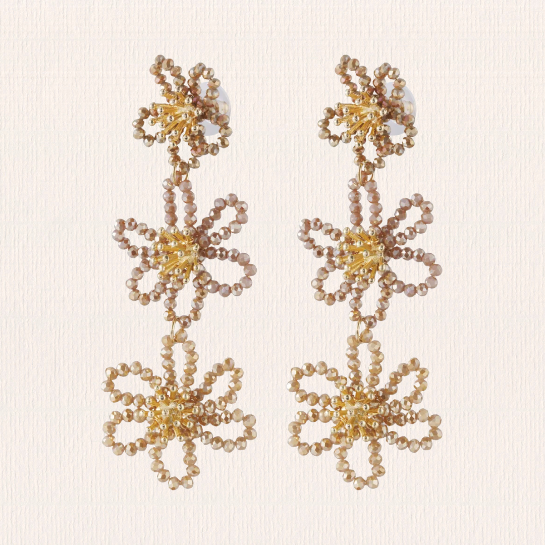 Flowerparty oorbellen beige