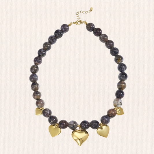 Grijze hartjes ketting
