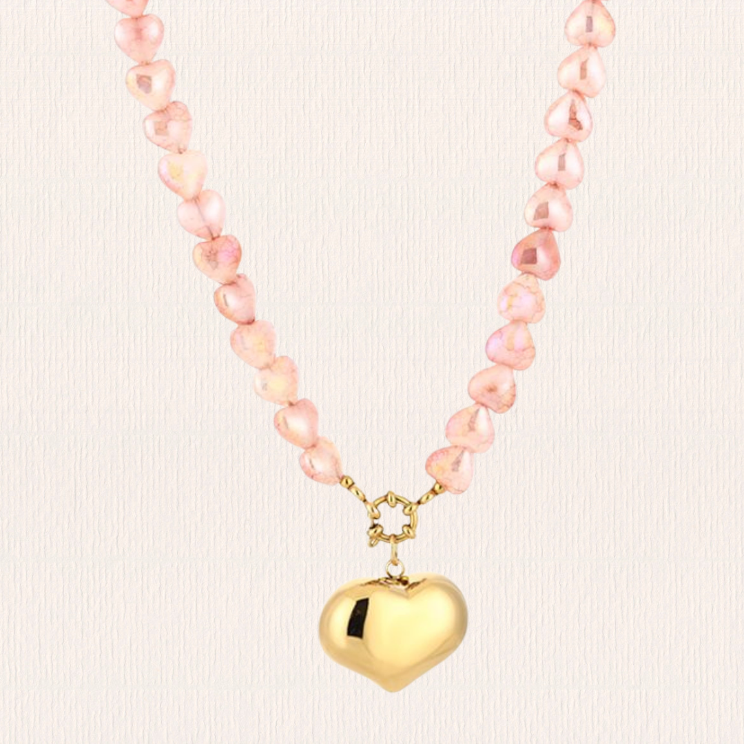 Hartjes ketting met bedel lichtroze