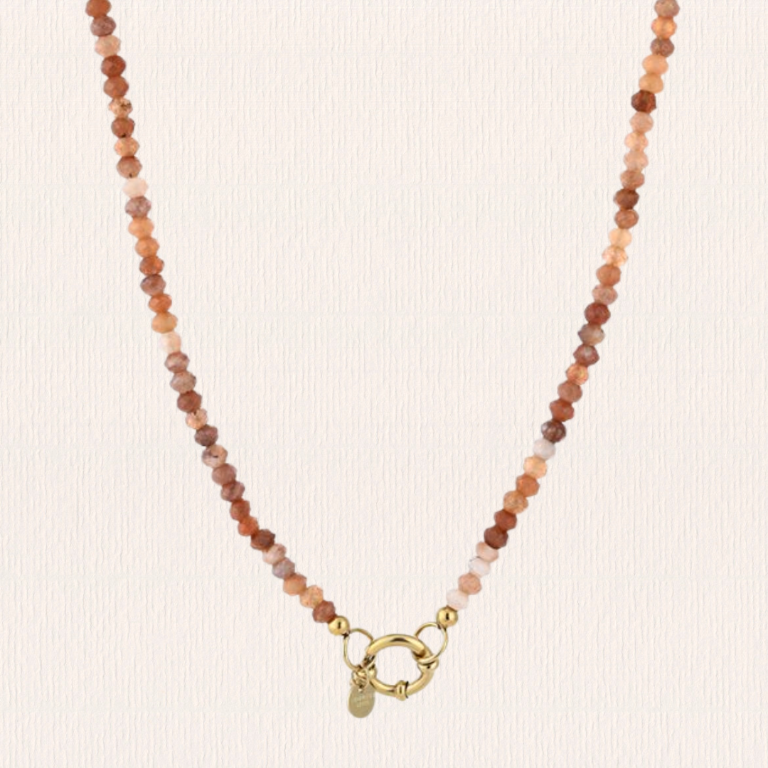 Roze natuursteen ketting