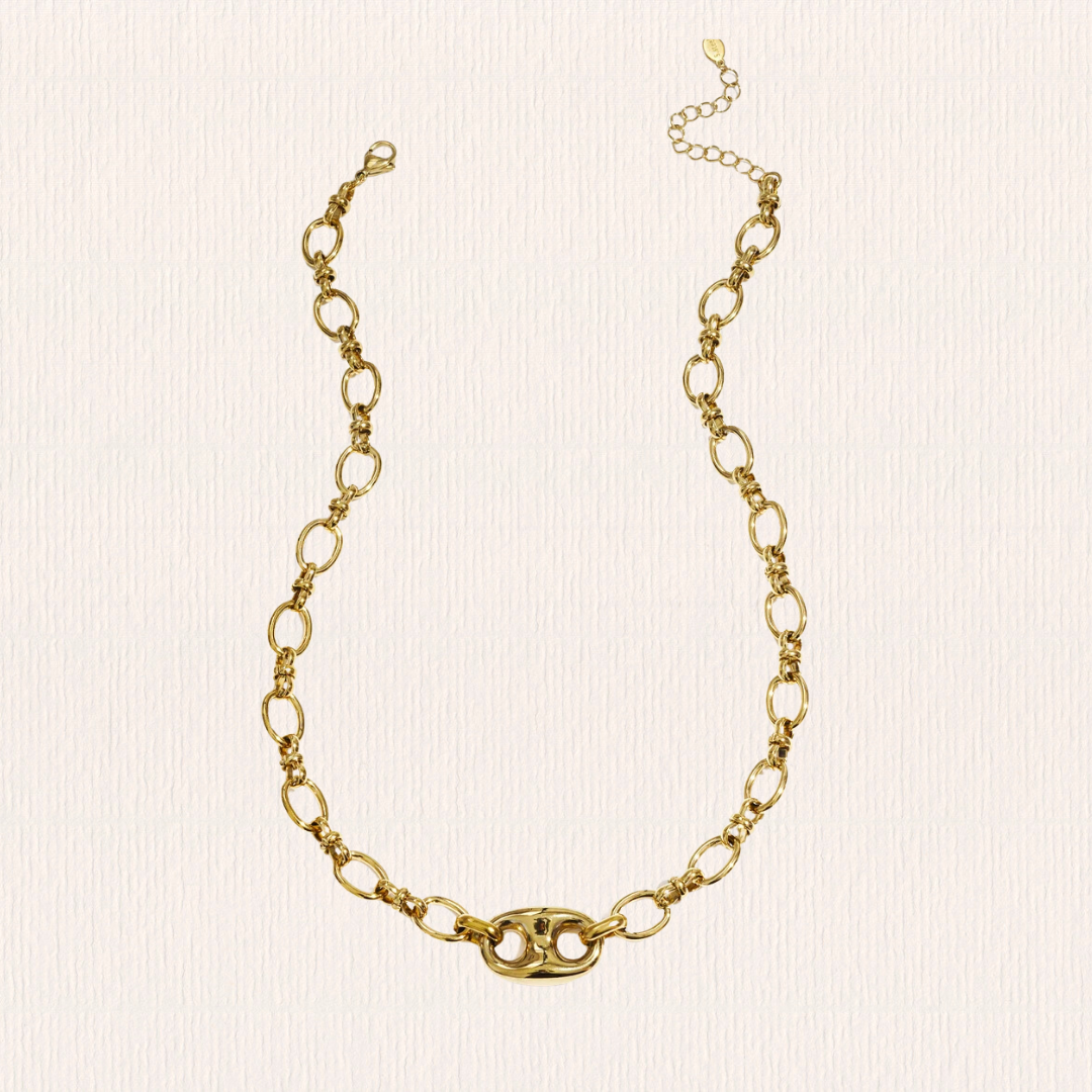 Ketting met knop detail