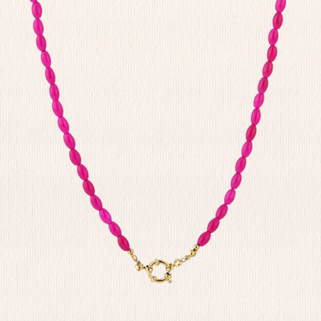 Donkerroze kralenketting