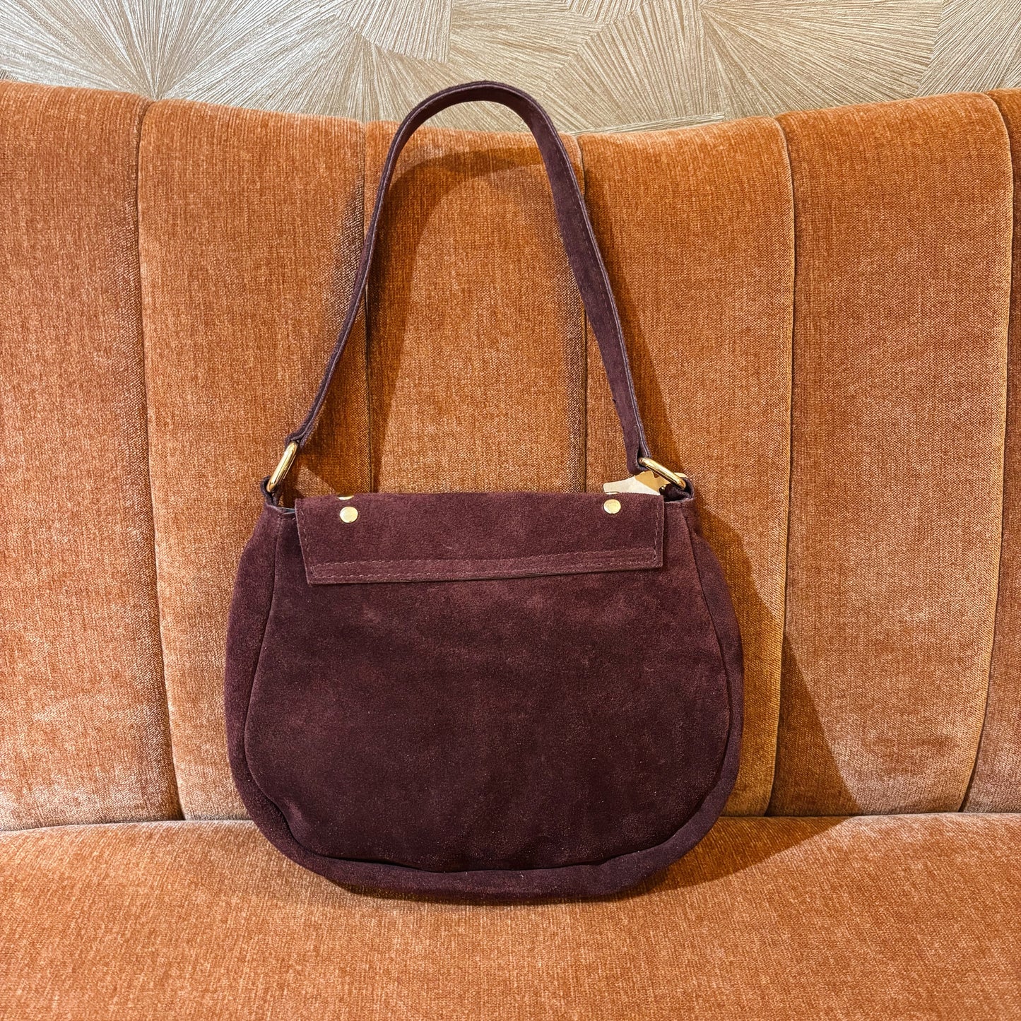 Bordeaux rode schoudertas met studs