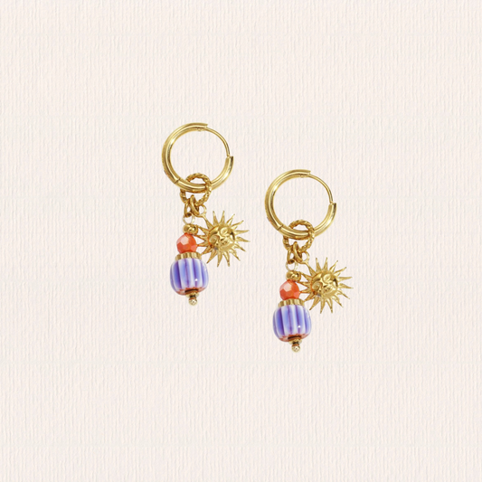 Oorbellen blauwe bedel met zonnetjes