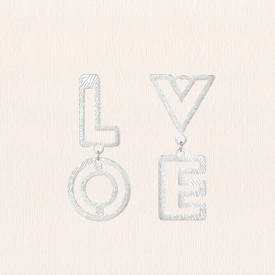LOVE oorbellen