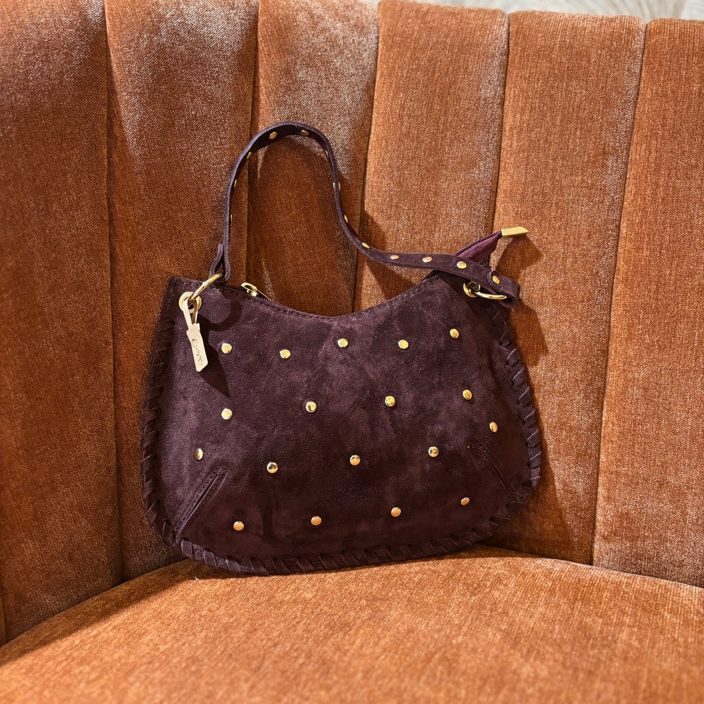 Bordeaux suède handtas met studs