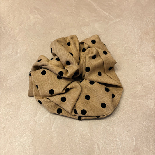 Stippen scrunchie taupe