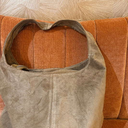 Taupe kleurige schoudertas