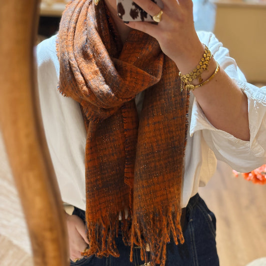 Oranje sjaal met glittertjes