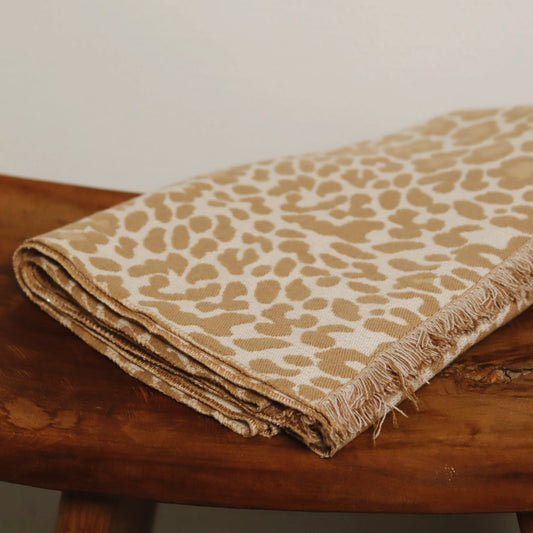 Beige panterprint sjaal