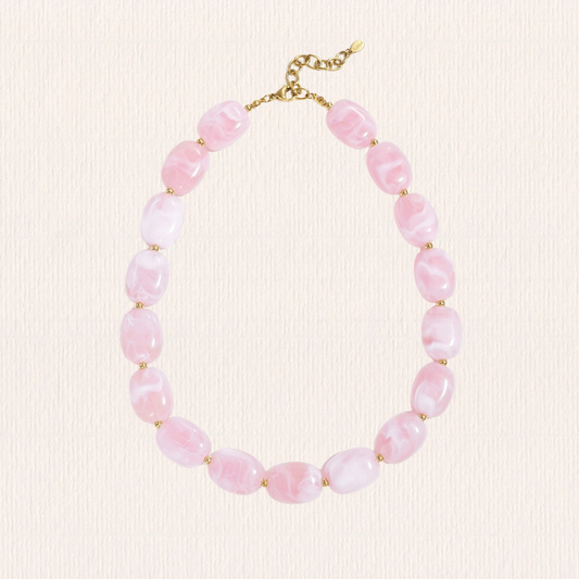 Lichtroze kralenketting