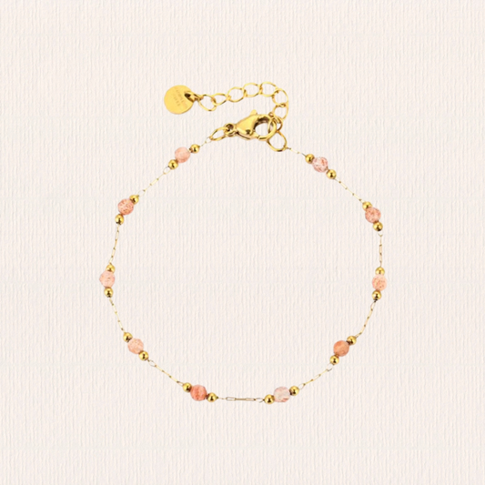 Armband met roze steentjes