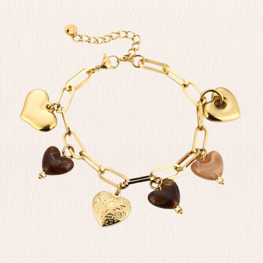 Hartjes bedelarmband bruin