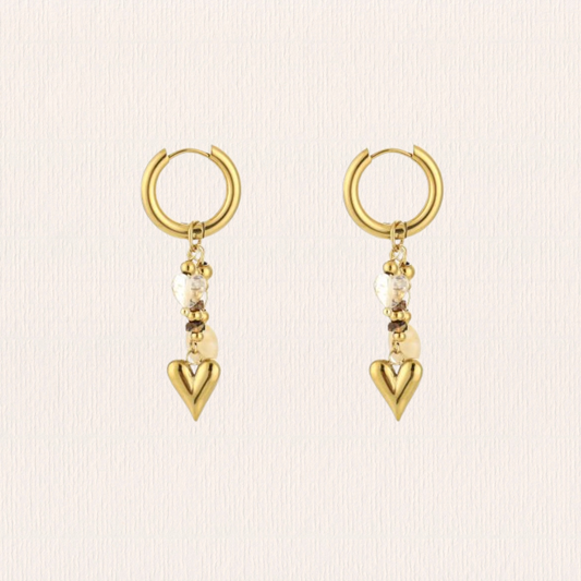 Lange hartjes natuursteenoorbellen - beige