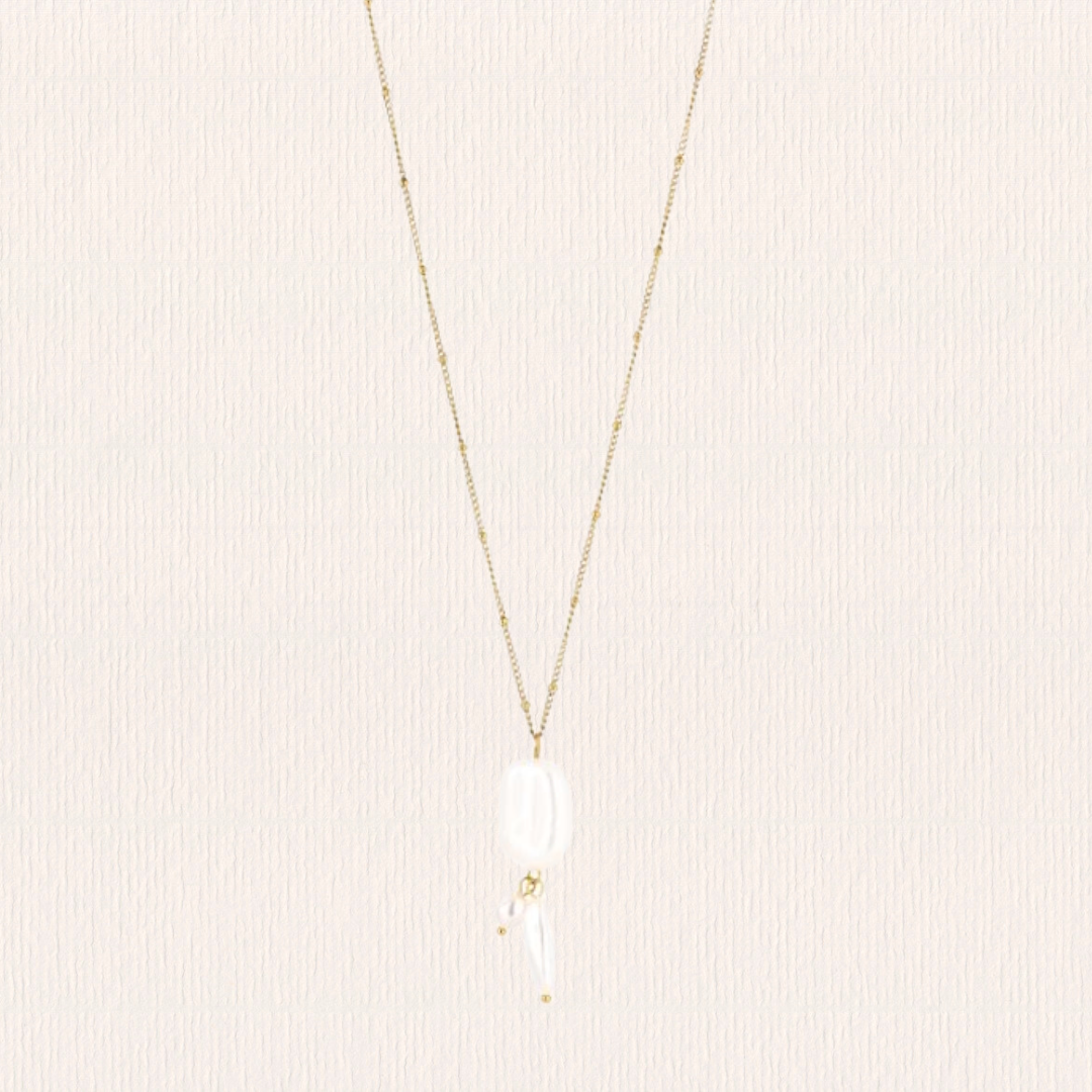 Lange ketting met parel bedels