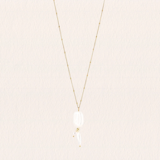 Lange ketting met parel bedels