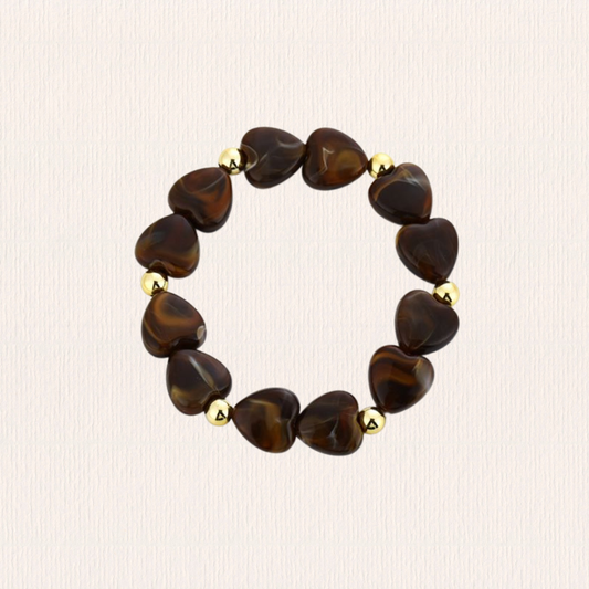 Hartjesarmband bruin (op elastiek)