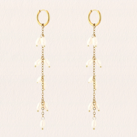 Oorbellen met parel hangers