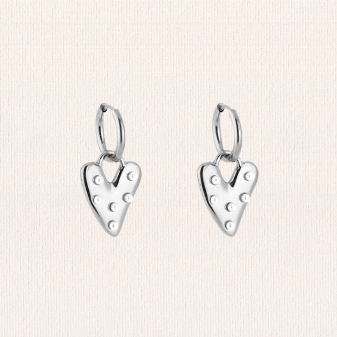 Hartjes parel oorbellen