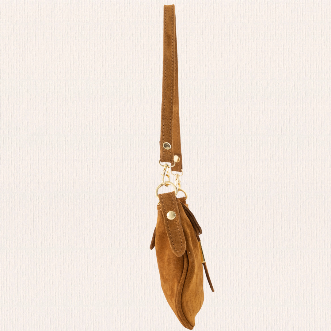 Suéde schoudertas met studs camel