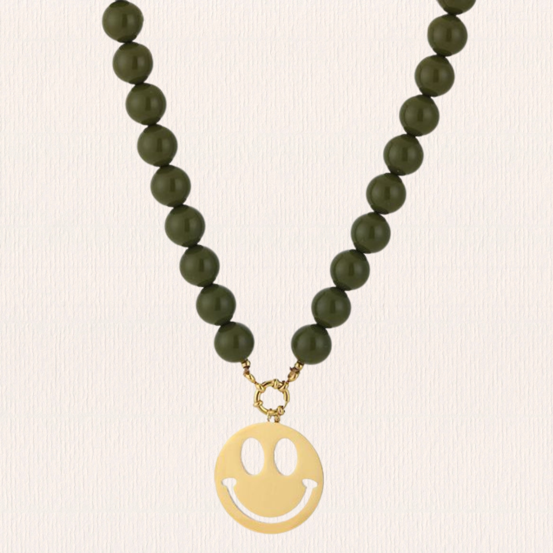 Groene kralenketting met smiley bedel