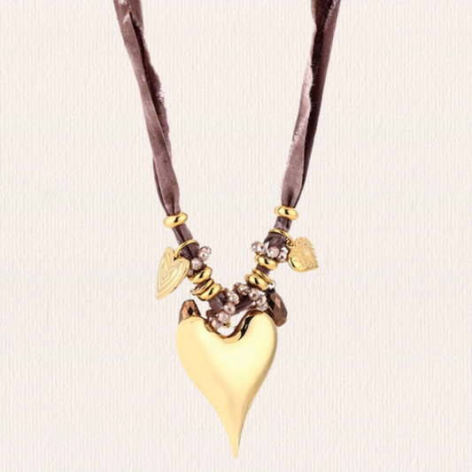 Bruine bedelketting van stof