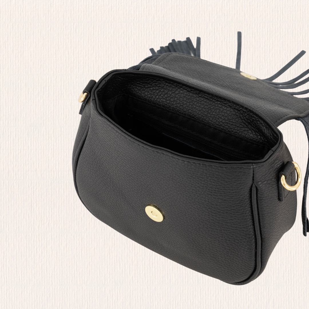 Leren crossbodytas met franjes zwart