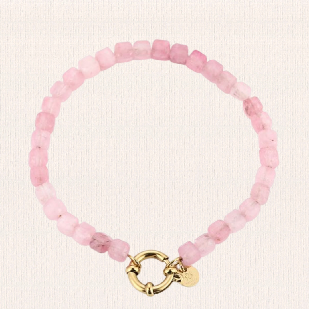 Roze natuursteenarmband met gouden slotje