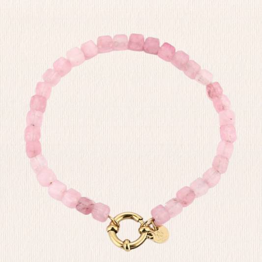 Roze natuursteenarmband met gouden slotje