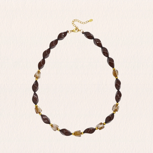 Acryl bruine kralenketting onregelmatig