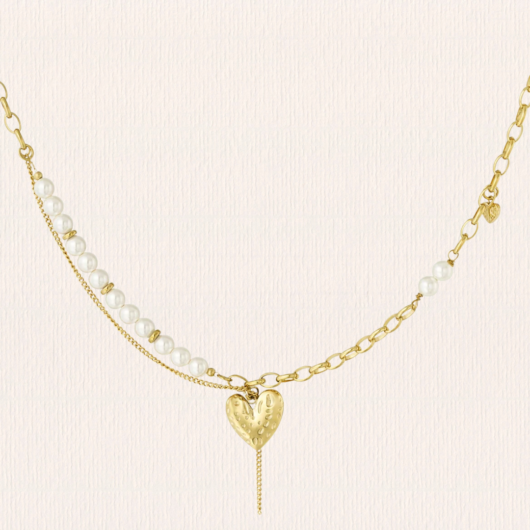 Schakelketting met hartjesbedeltje