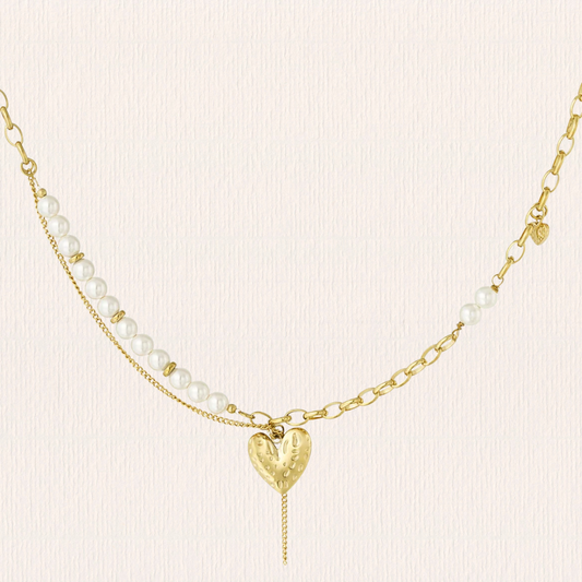 Schakelketting met hartjesbedeltje