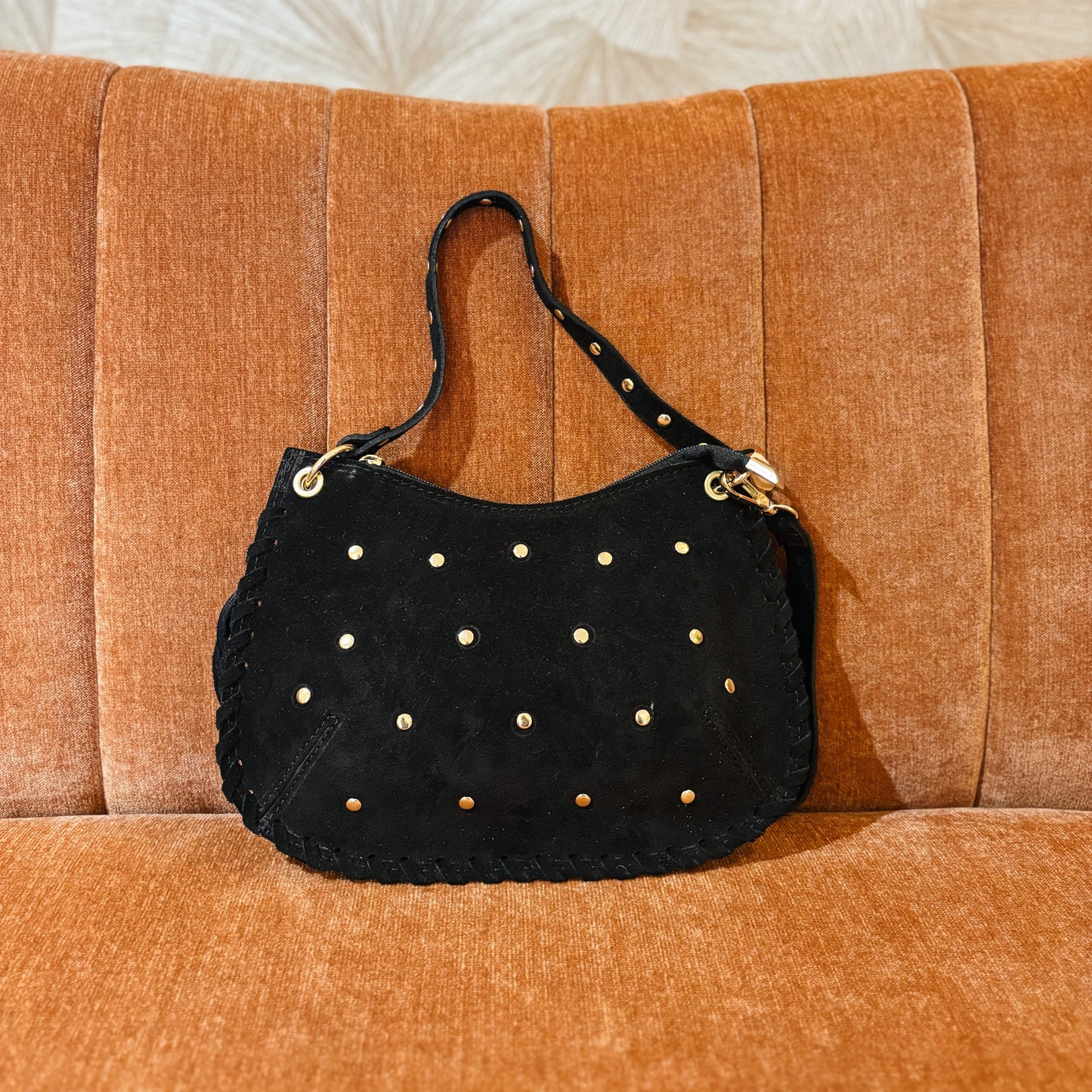 Zwart suède handtas met studs