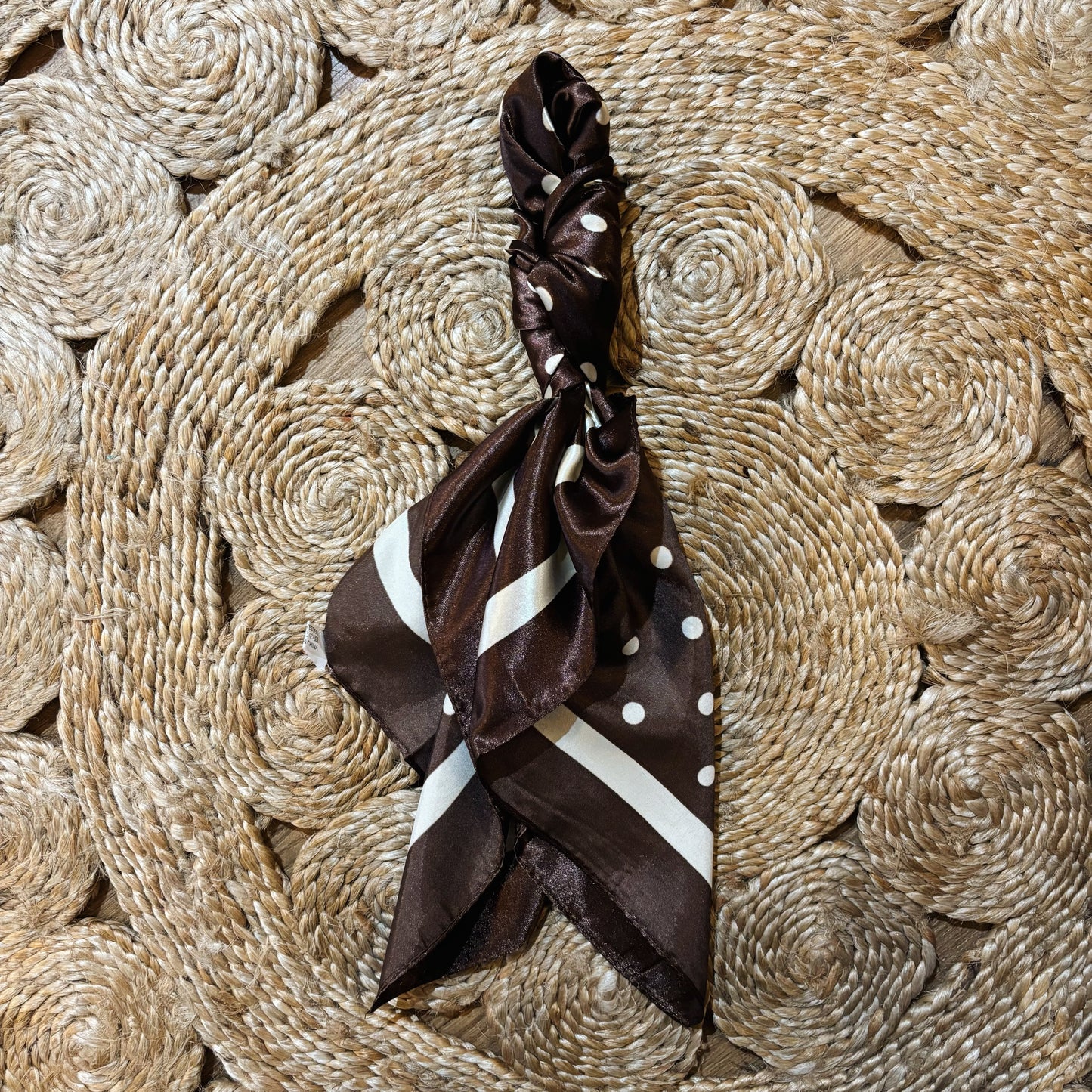 Brown dots twilly
