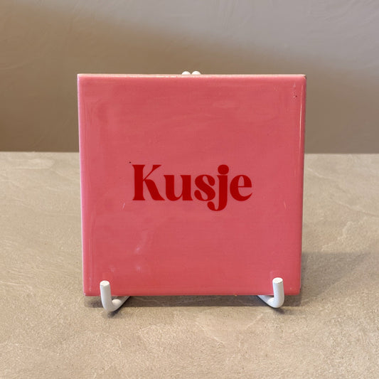 Kusje tegeltje
