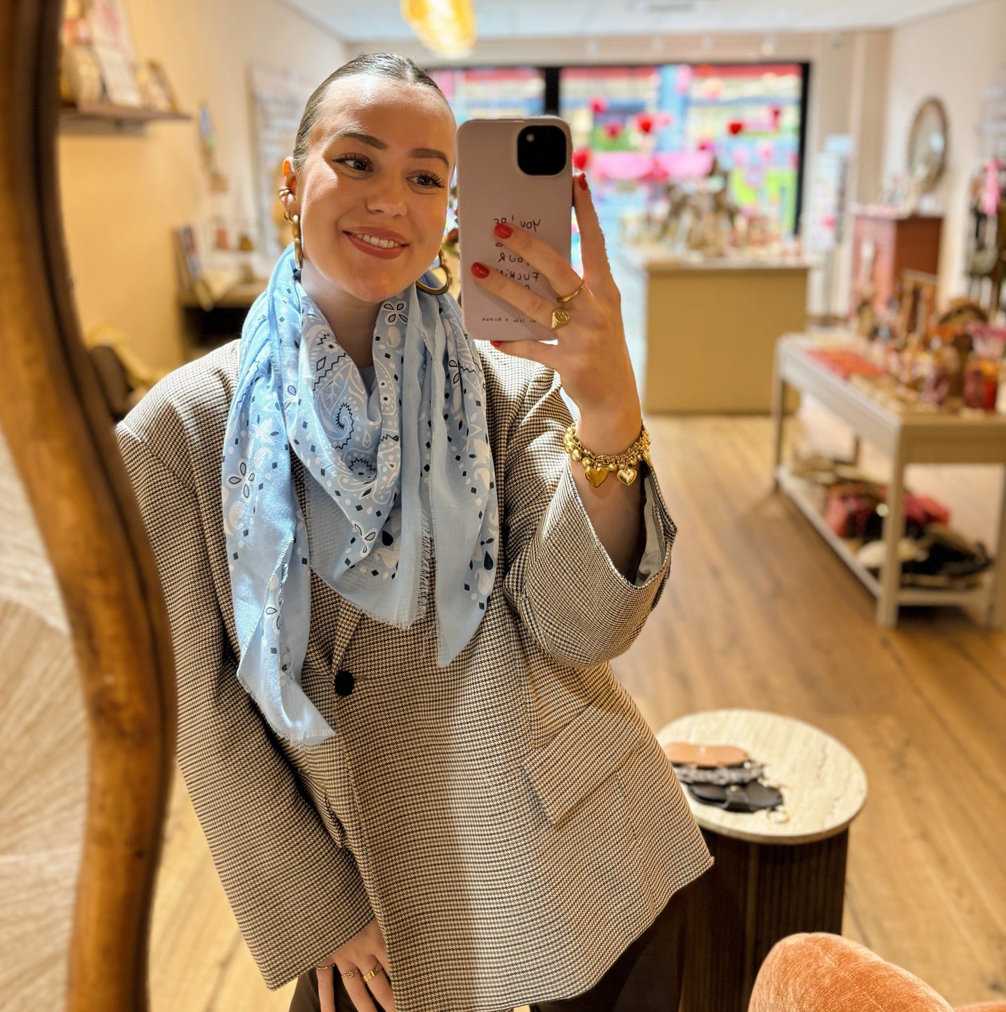 Blauwe paisley sjaal