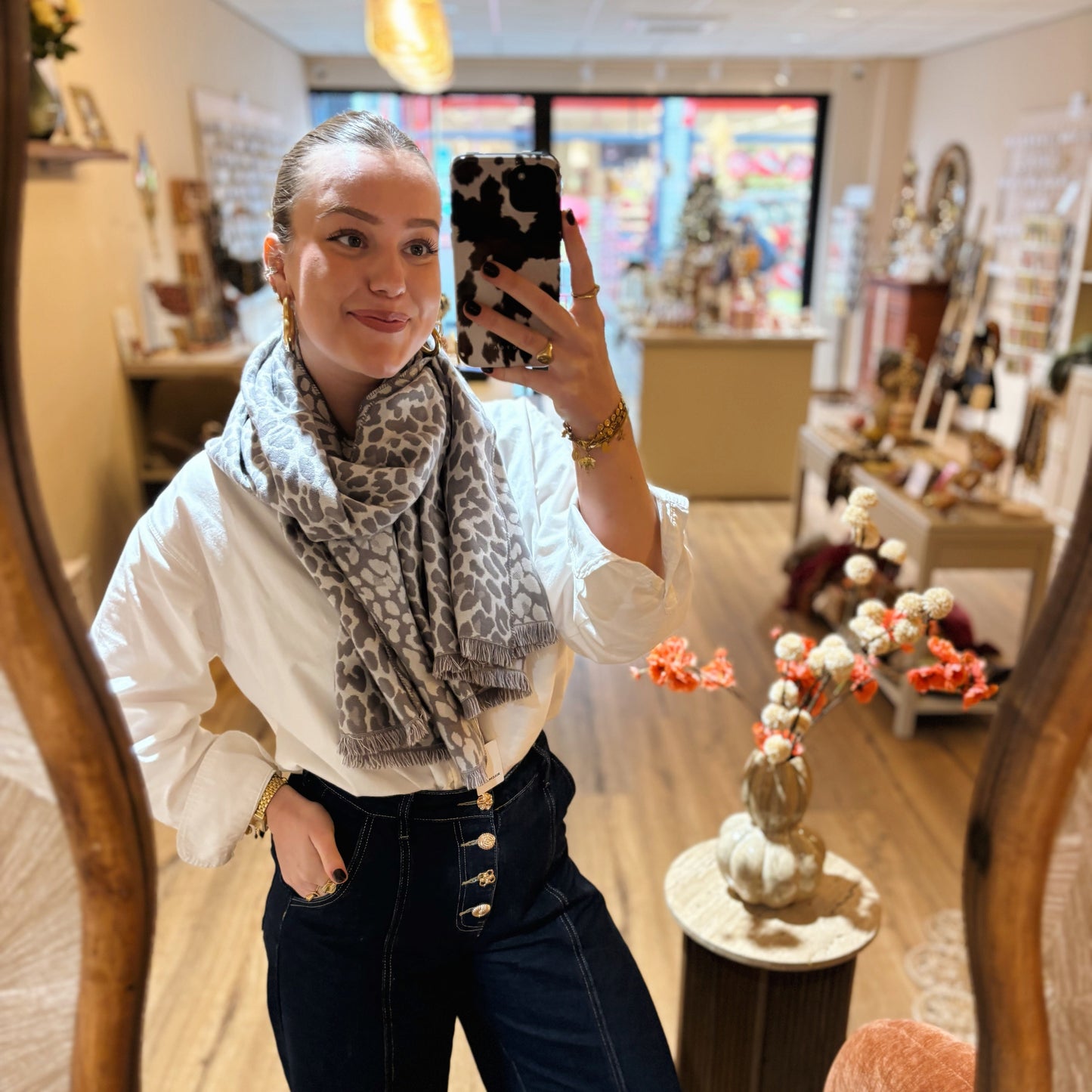 Grijze panterprint sjaal