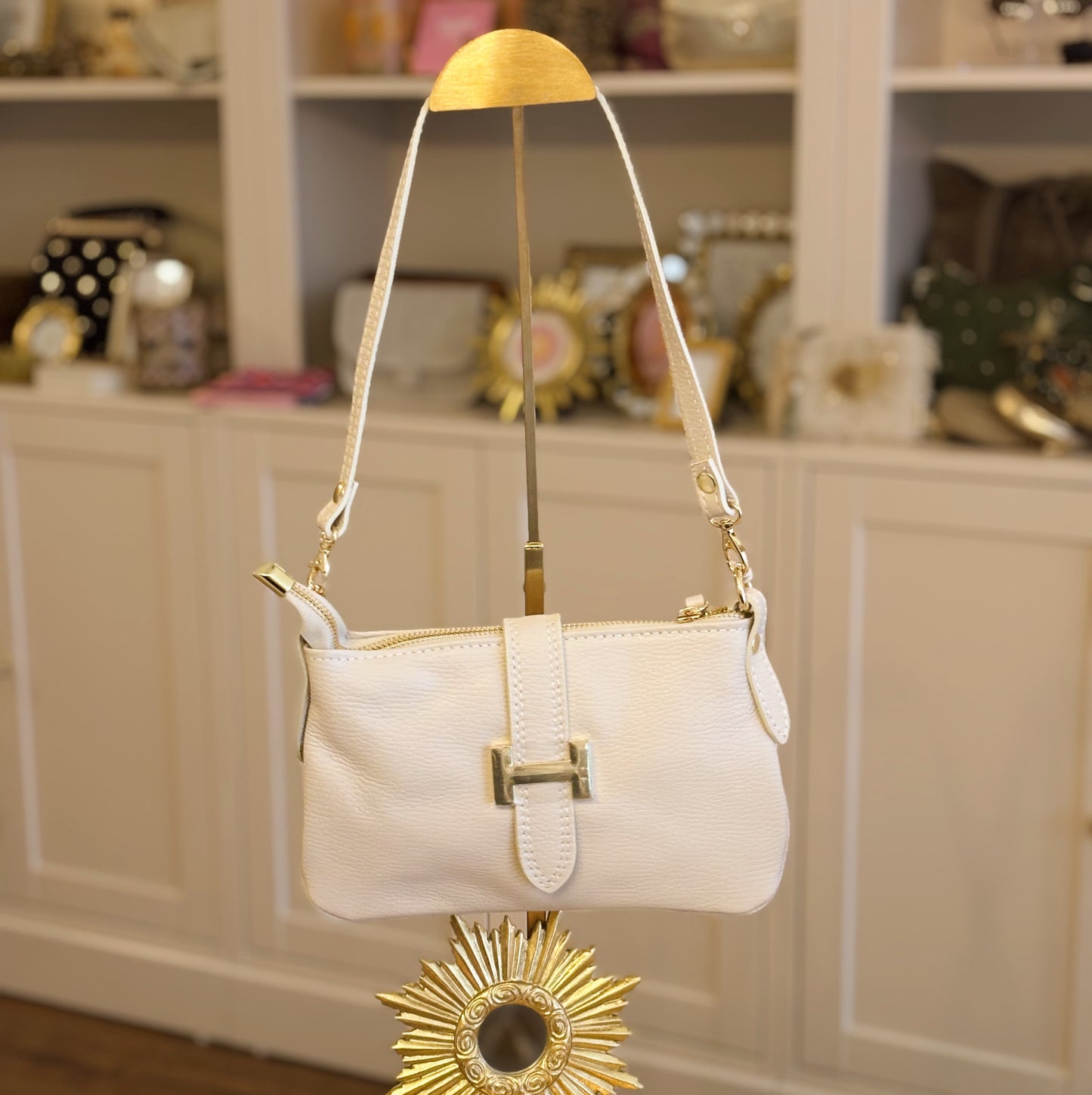Leren handtasje met gouden detail ecru
