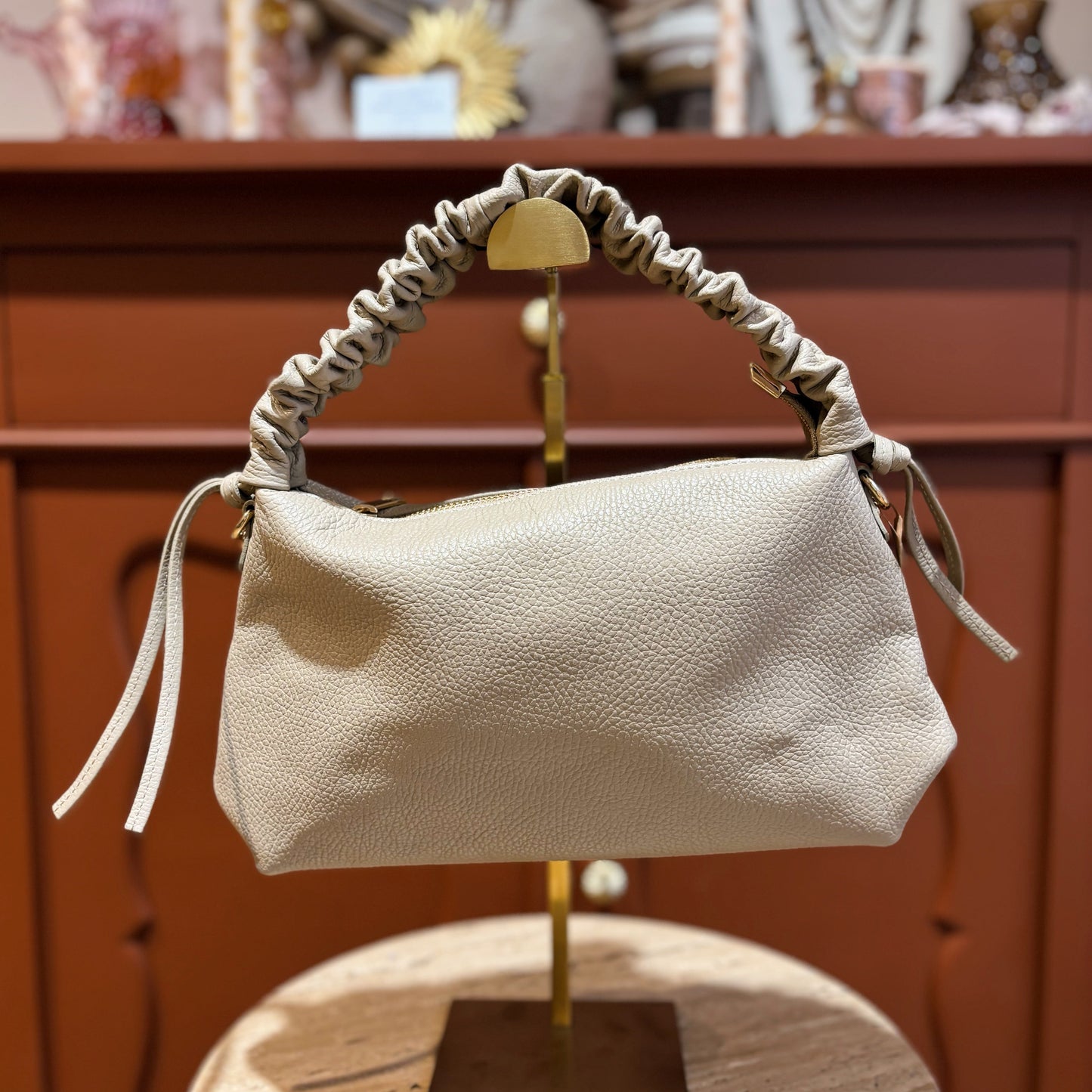 Beige leren handtasje