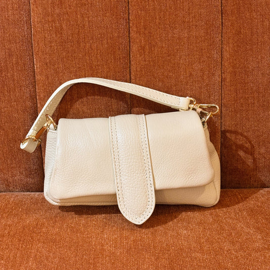 Leren handtasje met puffy look ecru