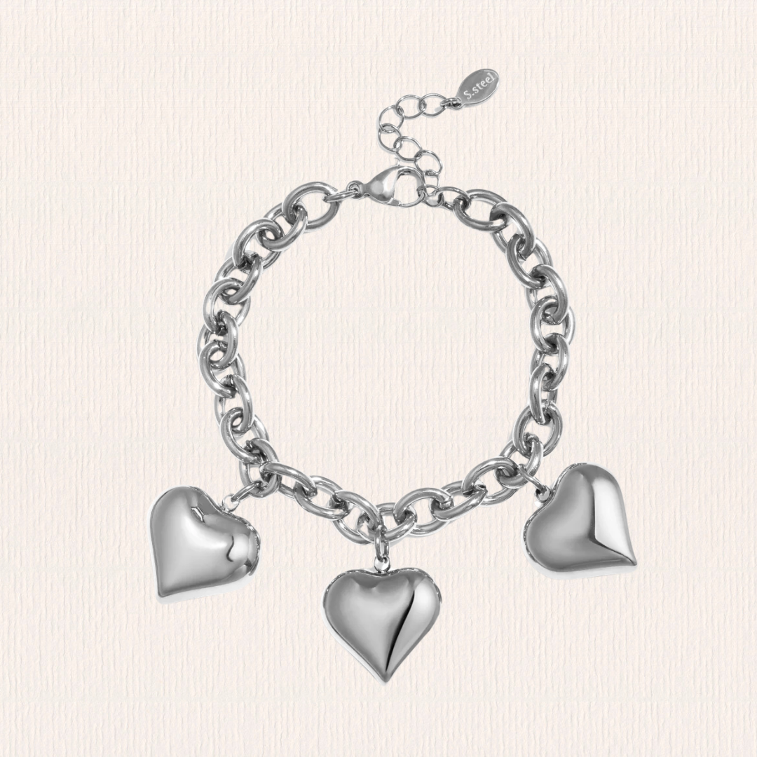 Chunky schakelarmband met grote harten